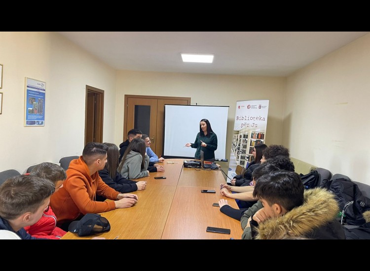Training on "Social Cohesion" as Part of Activities Within the Project "Tirana European Youth Capital 2022"